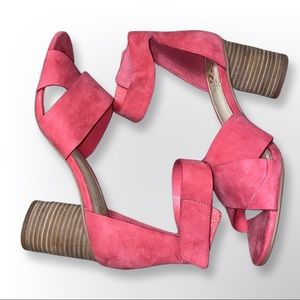 NWOT VINCE CAMUTO Block Heel Sandals Sz 8